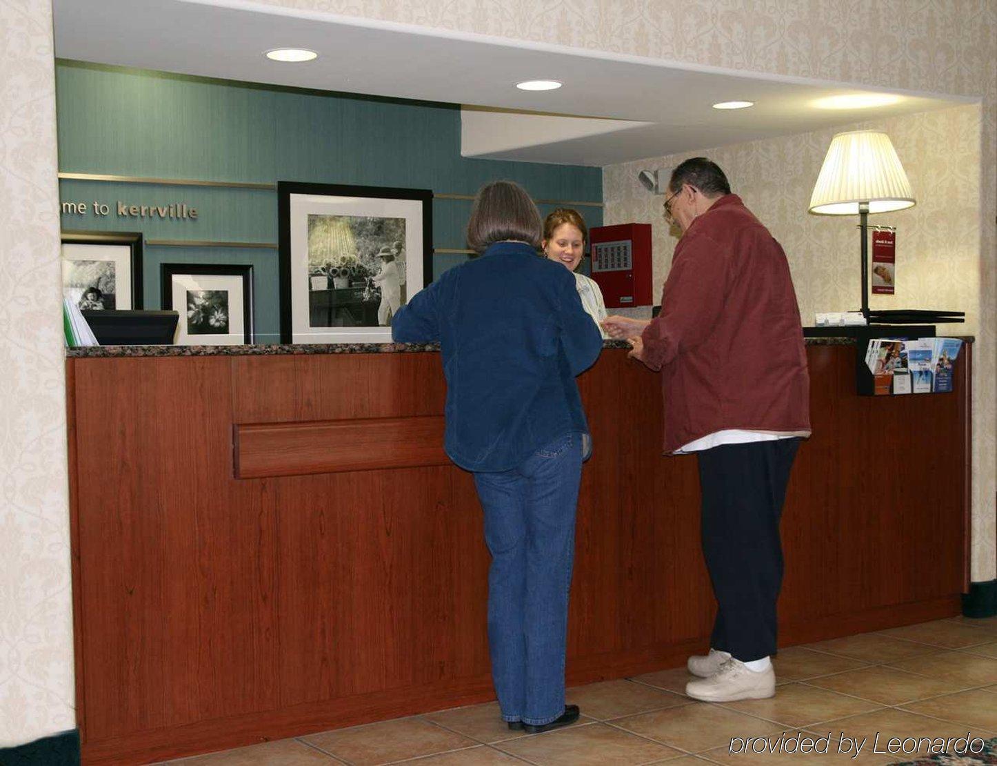 Hampton Inn Kerrville Exterior foto